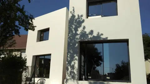 Melun · ravalement extérieur et remplacement des menuiseries